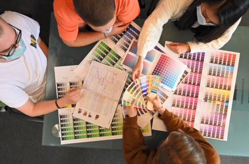 Bei Wildner+Designer können alle Semesterpraktikanten und Azubis ein umfassendes Schulungsprogramm absolvieren. Praktikanten/Azubis Schulung bei Wildner+Designer