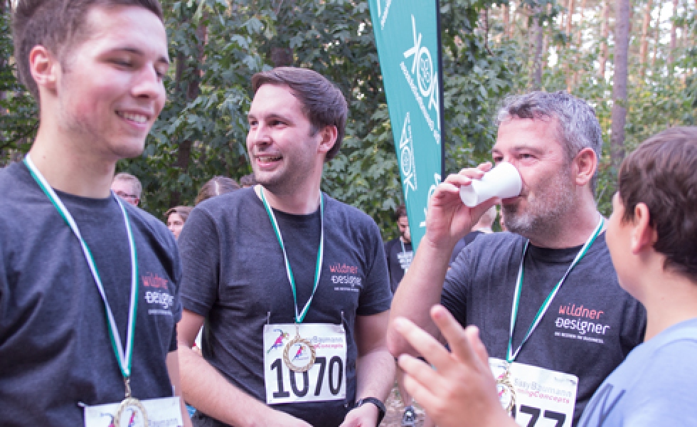 Nach dem Fürther Firmenlauf gibt es für alle kühle Getränke