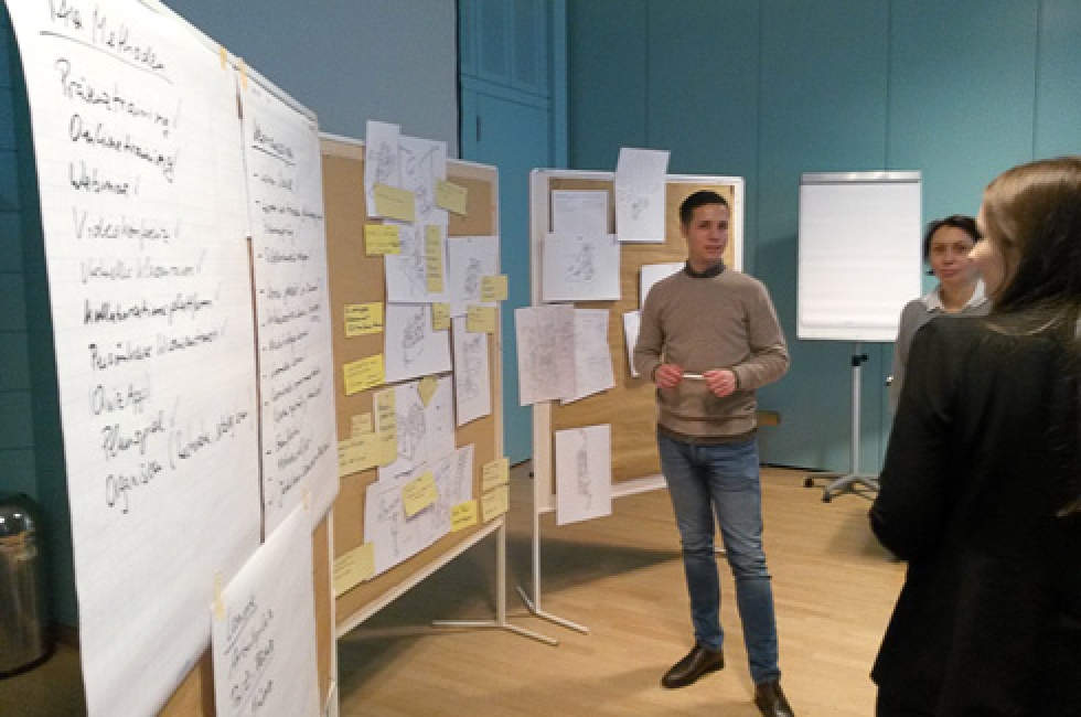 Marina Gauert und Lars Schrodberger beim eintägigen Workshop der TK in Hamburg. Marina Gauert und Lars Schrodberger beim eintägigen Workshop der TK in Hamburg.