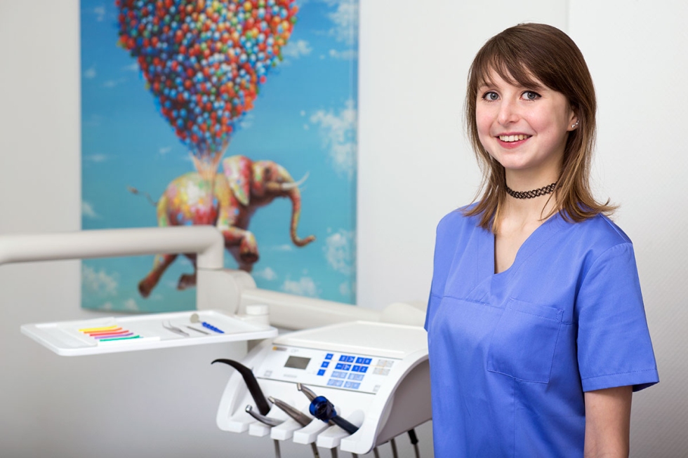 Dr. Thomas Schels und sein Praxisteam Dr. Thomas Schels und sein Praxisteam