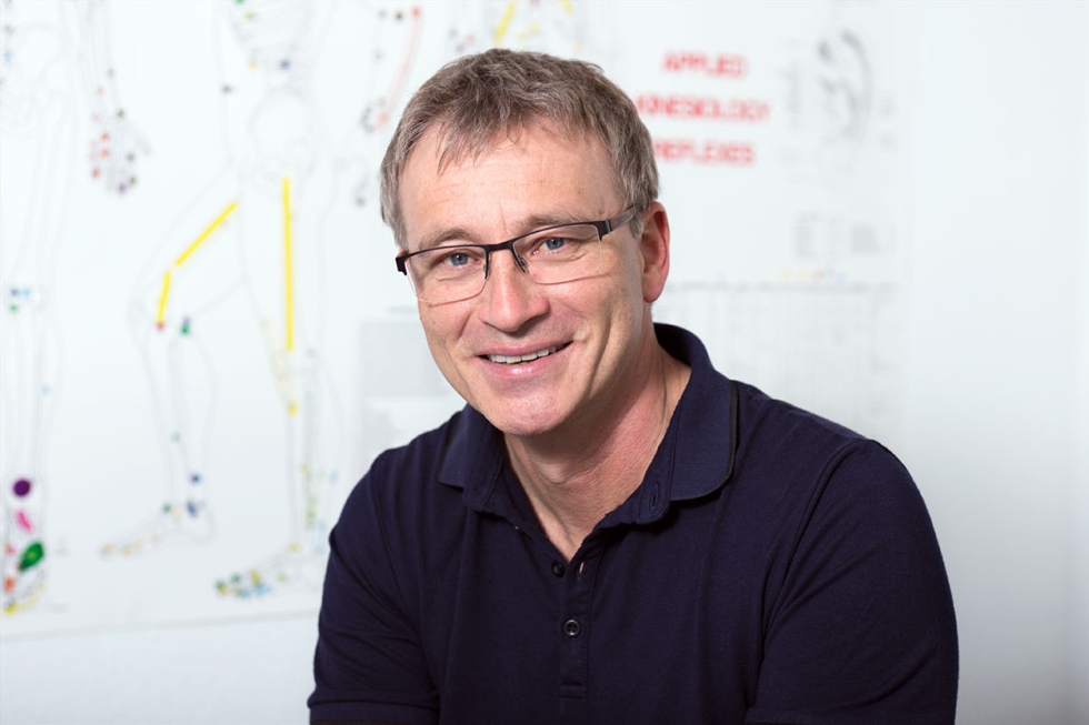 Dr. Thomas Schels und sein Praxisteam Dr. Thomas Schels und sein Praxisteam