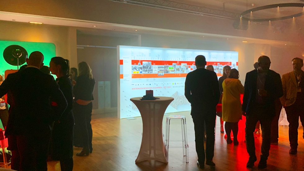 Ausklang mit Musik, Tanz und Fotobox Ausklang mit Musik, Tanz und Fotobox