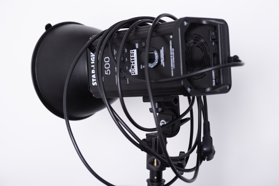 Das Equipment ist auch für Shootings bei unseren Kunden vor Ort geeignet – für Personen-, Produkt-, Interieur- oder Außenaufnahmen. Foto-Equipment Wildner+Designer