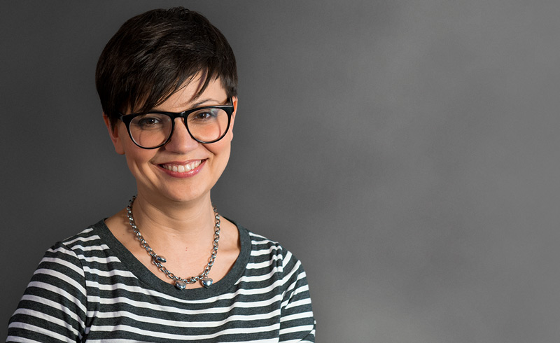 Unser Foto-Modell „Vika“ im Bildstil unserer Team-Vorstellung,  Unser Foto-Modell „Vika“ im Bildstil unserer Team-Vorstellung,