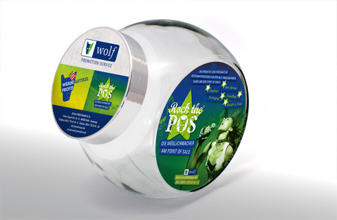 … welches natürlich gefüllt überreicht wird … welches natürlich gefüllt überreicht wird