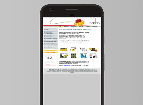 Alt: Die Website wird standardmäßig skaliert, sodass nur mittels Zoomen ein genaues Betrachten möglich ist. Alt: Die Website wird standardmäßig skaliert, sodass nur mittels Zoomen ein genaues Betrachten möglich ist.