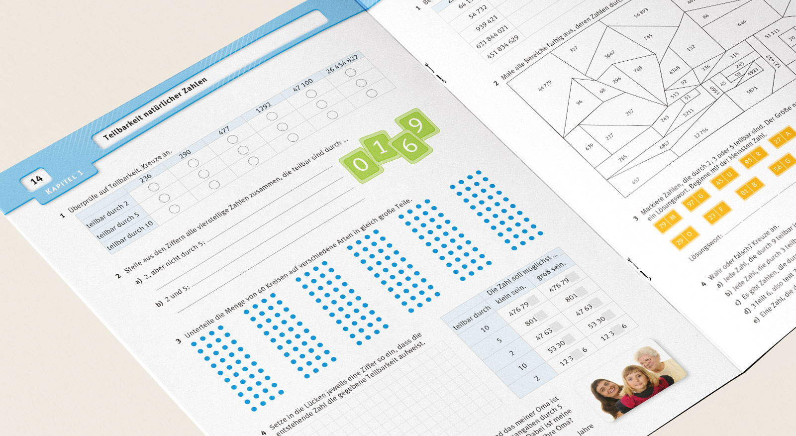 Mathematik-Arbeitsheft auf ungestrichenem Papier
